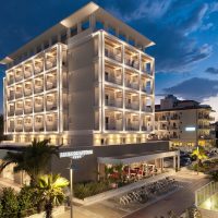 Hotel Ambasciatori Luxury Resort: il tuo 4 stelle con piscina a Riccione